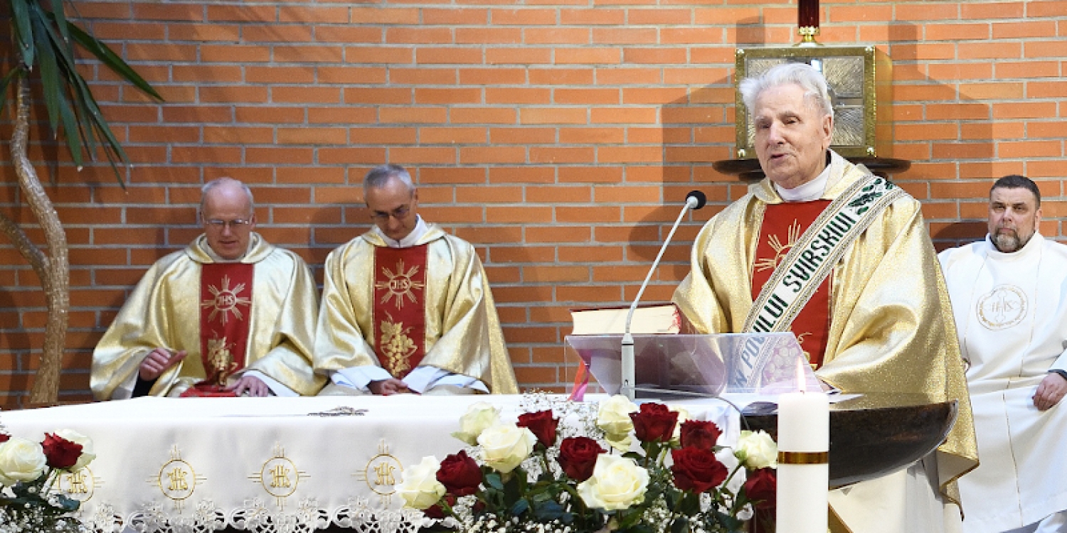 Garbės kanauninko Povilo Svirskio kunigystės šventimų  75 metų jubiliejus